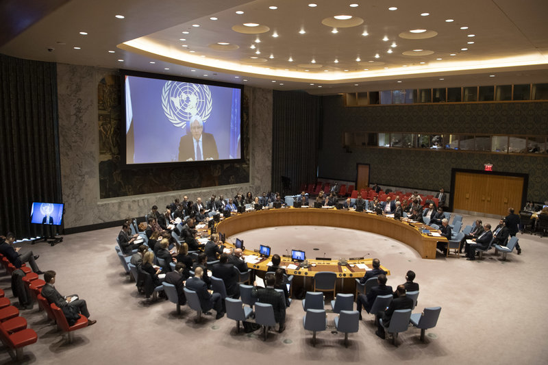 Martin Griffiths (on screen), Special Envoy of the Secretary-General for Yemen, briefs the Security Council on the situation in the Middle East (Yemen). UN Photo/Eskinder Debebe