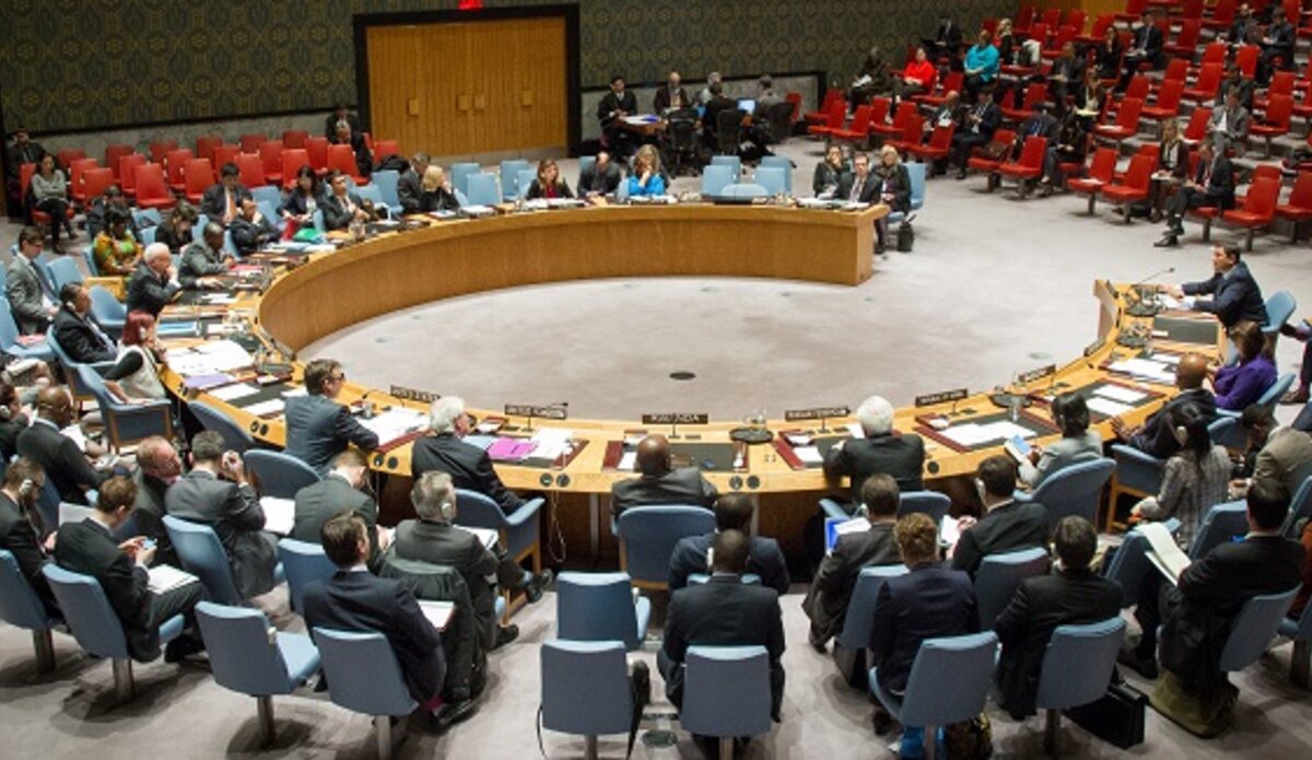 Vue d'ensemble de la réunion du Conseil de sécurité sur la situation en Ukraine.